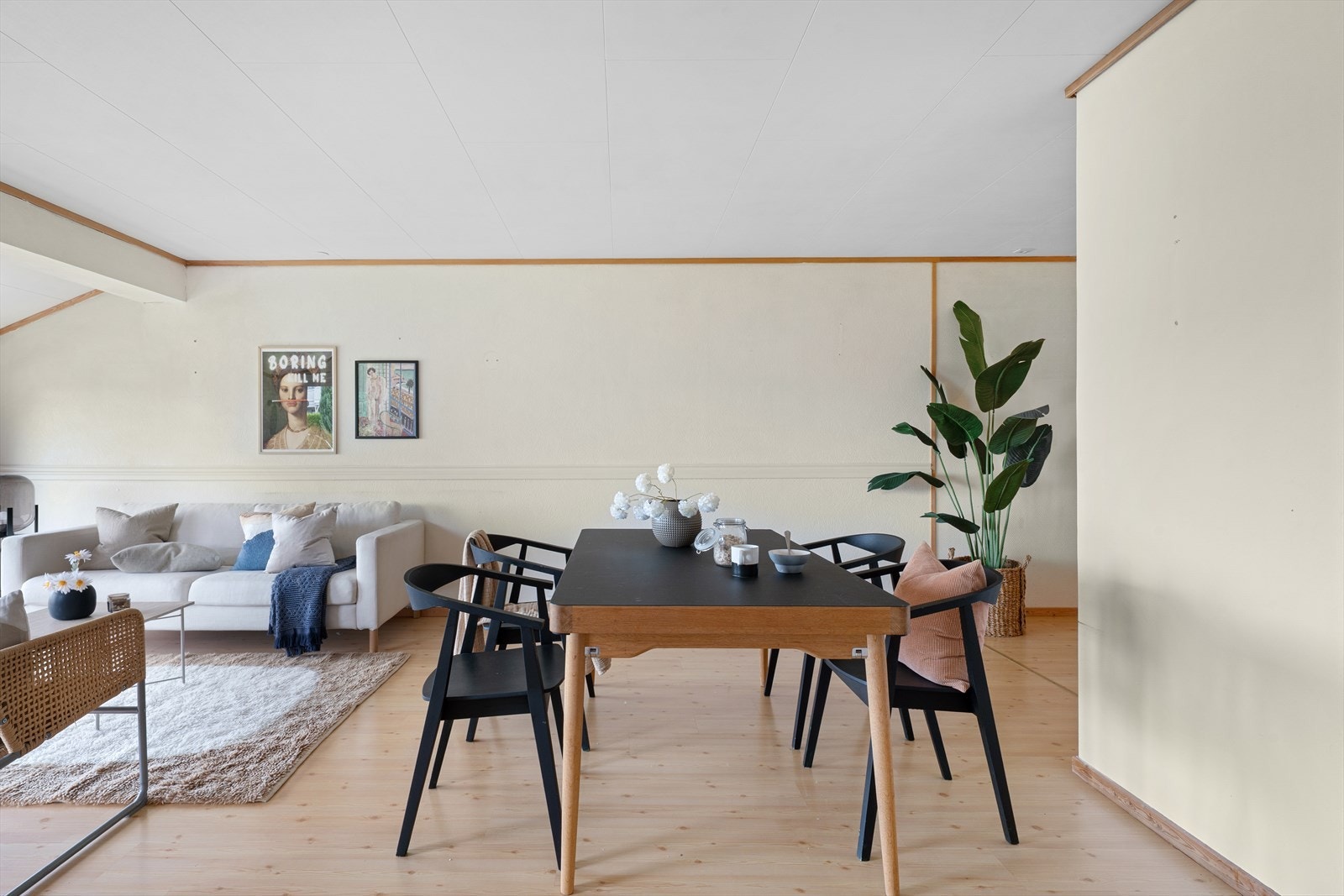 - Leiligheten har et BRA-i på 95m² - Galleribilde