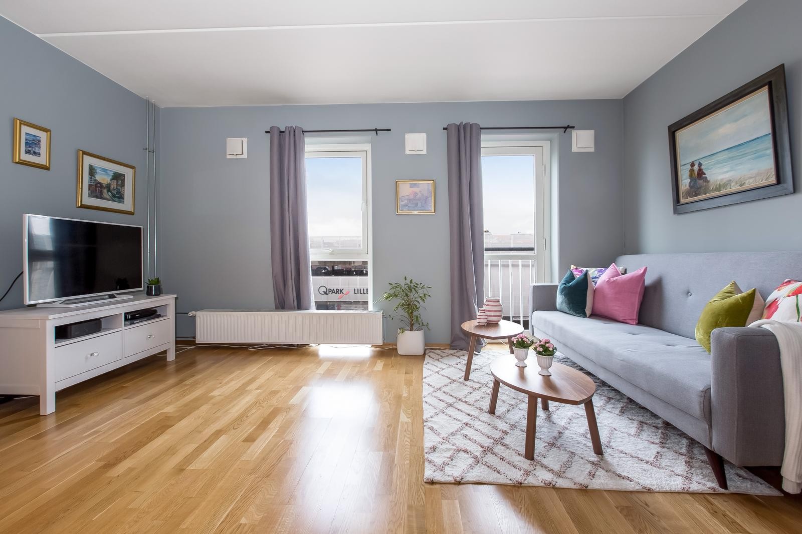 Stue - NB - bildene er fra en annen tilsvarende leilighet. Galleribilde