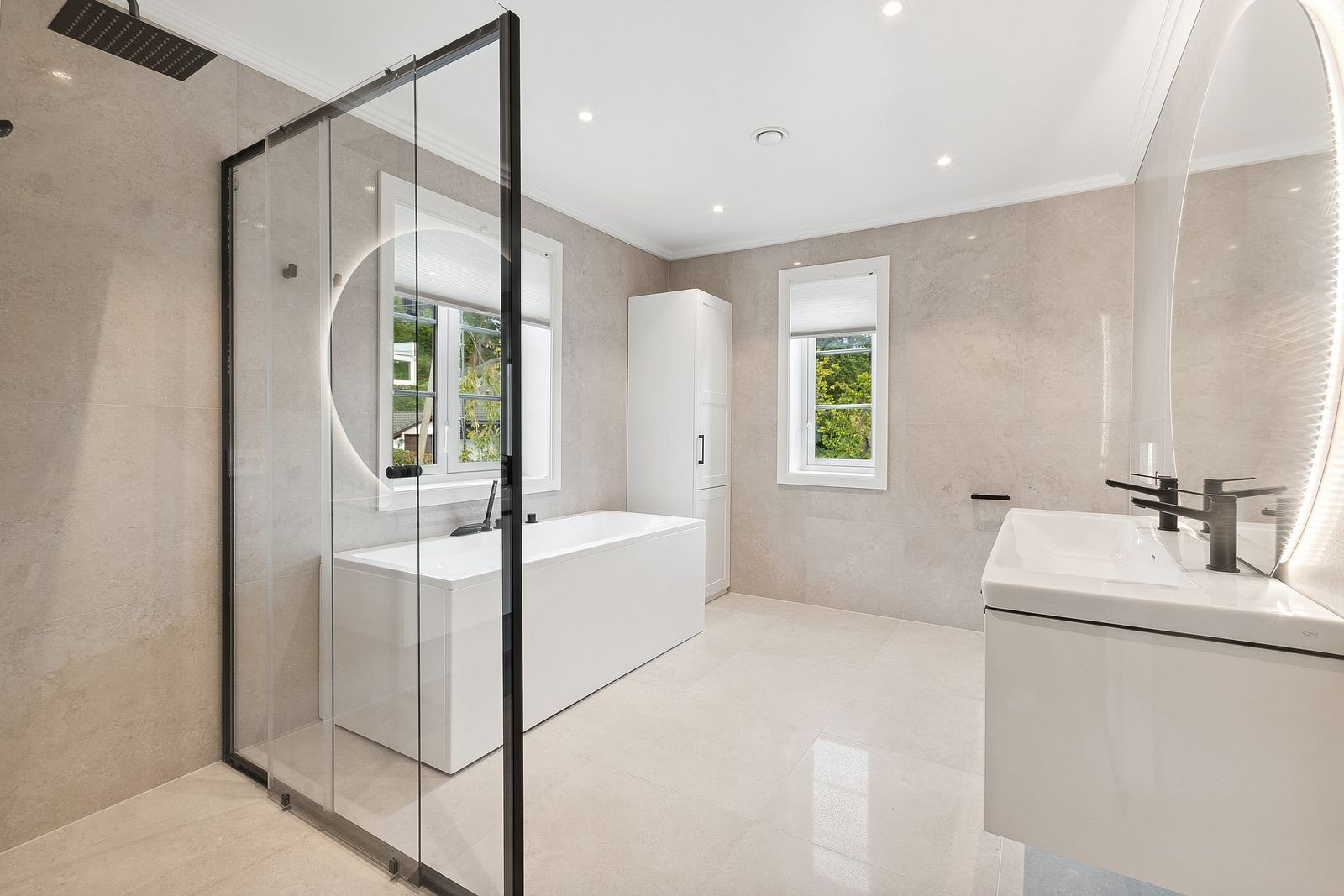 Badet har skittentøyssjakt ned til 1.etg Galleribilde