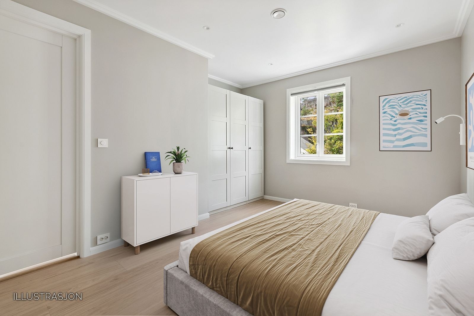 Soverom 2 med garderobeskap og god plass til dobbeltseng Galleribilde