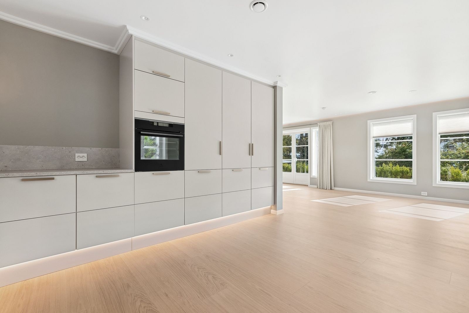 Alt av hvitevarer integrert Galleribilde