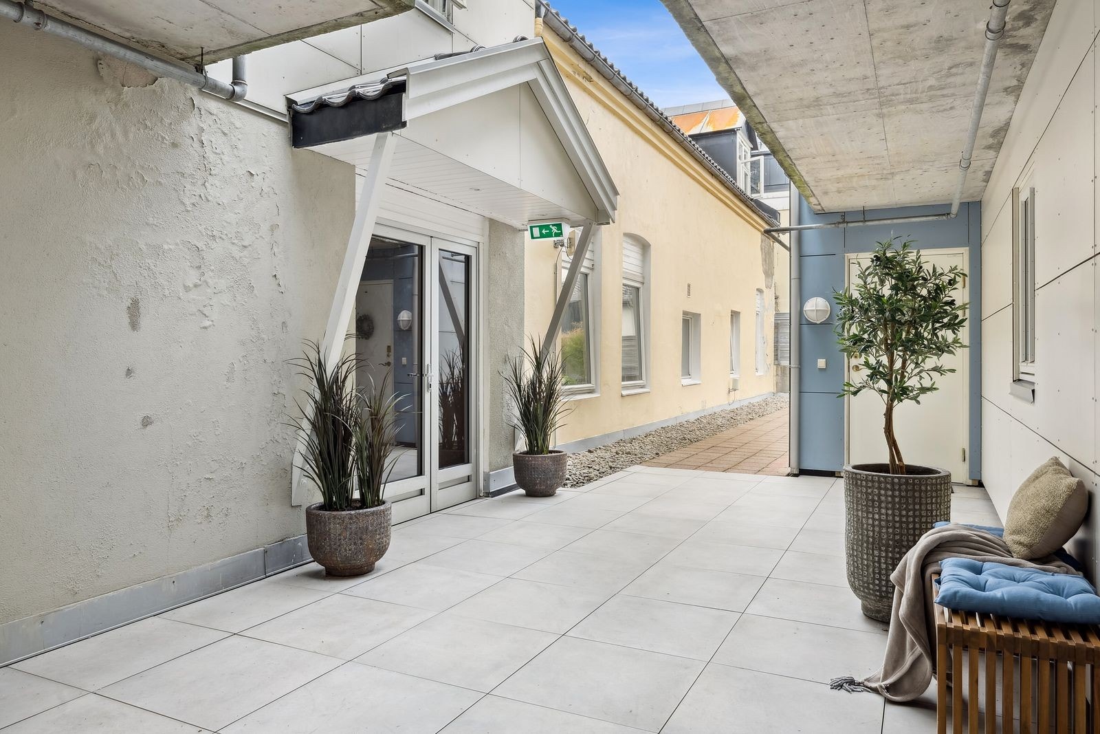 Felles inngangsparti (her sett fra bakhagen) Galleribilde