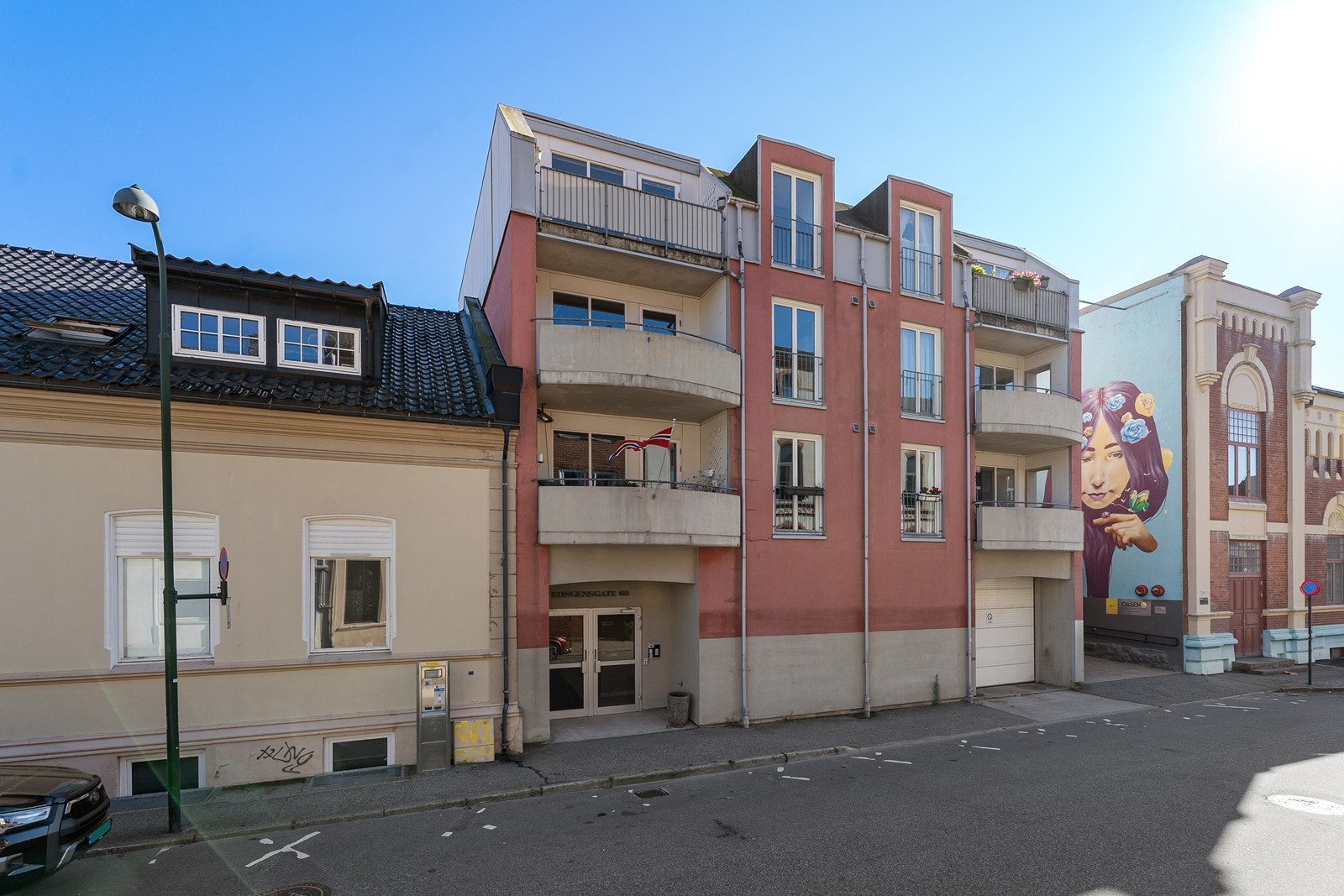 Fasade/ felles inngangsparti fra Kongens gate Galleribilde