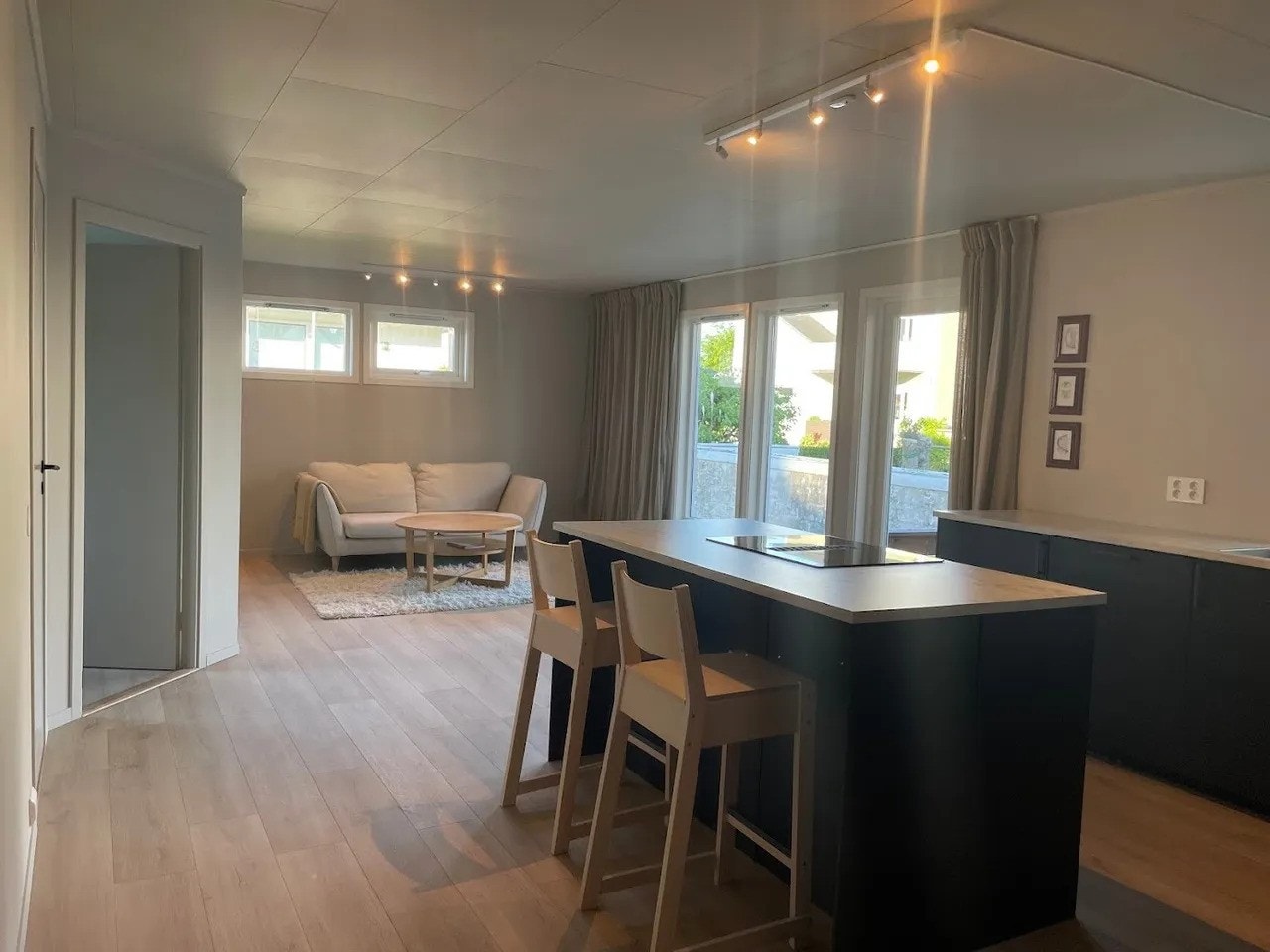 Velkommen til Karlsminnegata 82, og denne fine leiligheten på Storhaug! Galleribilde