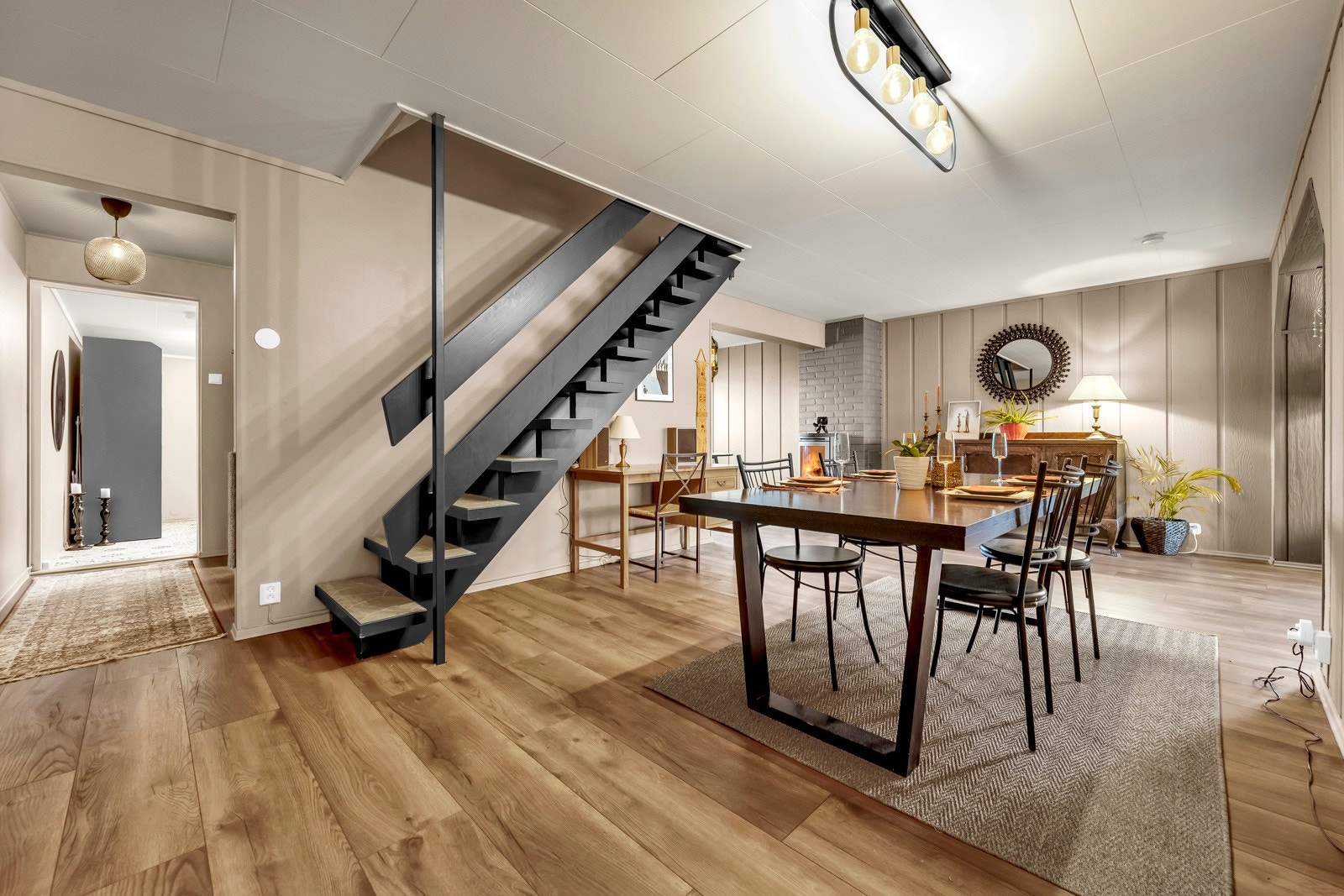 Stue/spisestue 1.etg. Galleribilde