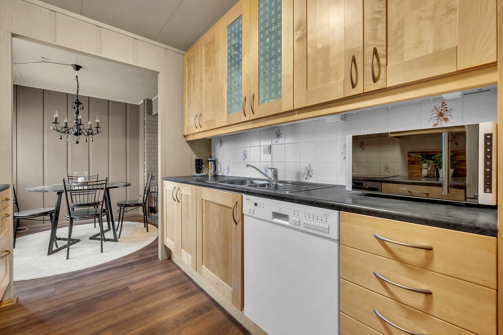 Kjøkken 1.etg. Galleribilde