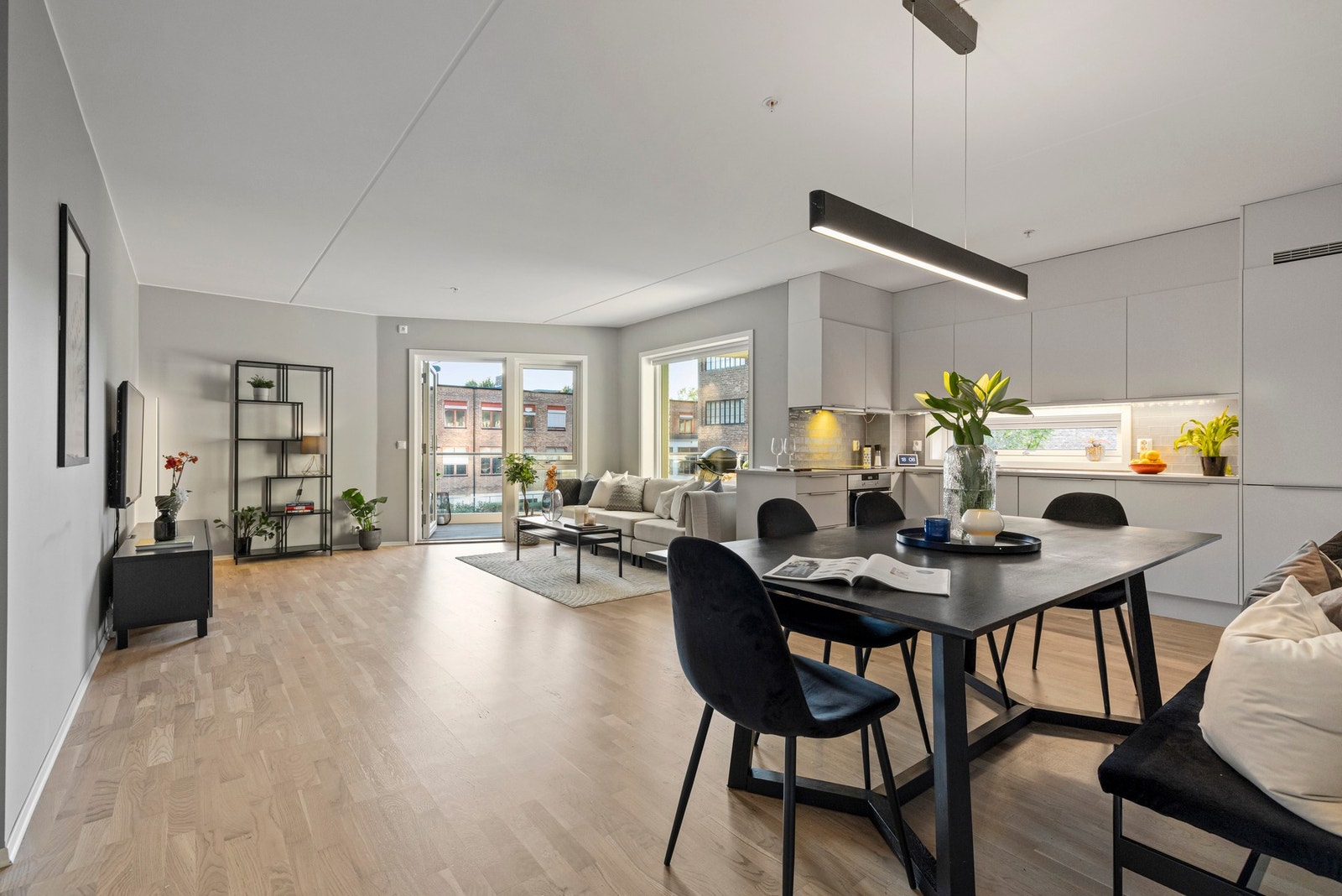 Moderne 4-roms selveier fra 2018 med attraktiv beliggenhet på Ensjø. Galleribilde