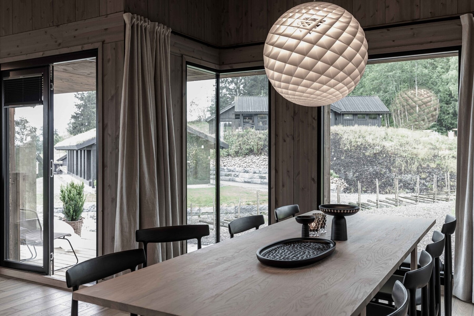 I Vy C-modeller er stue/kjøkkendelen i enden av hytta. Se også plantegning. Galleribilde