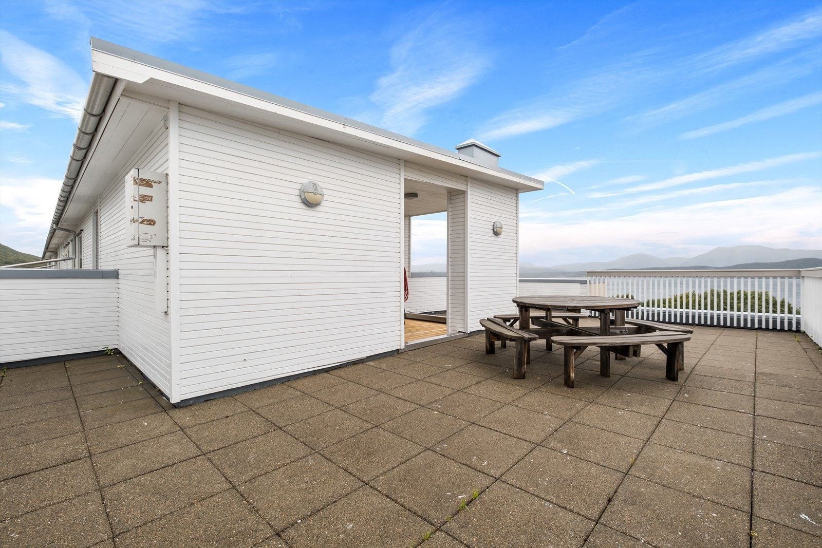 Felles takterrasse i sameiet. Galleribilde