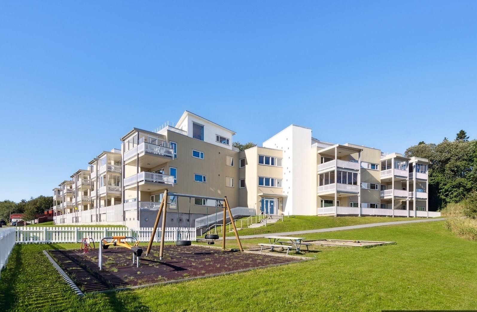 Fasadebilde. Galleribilde