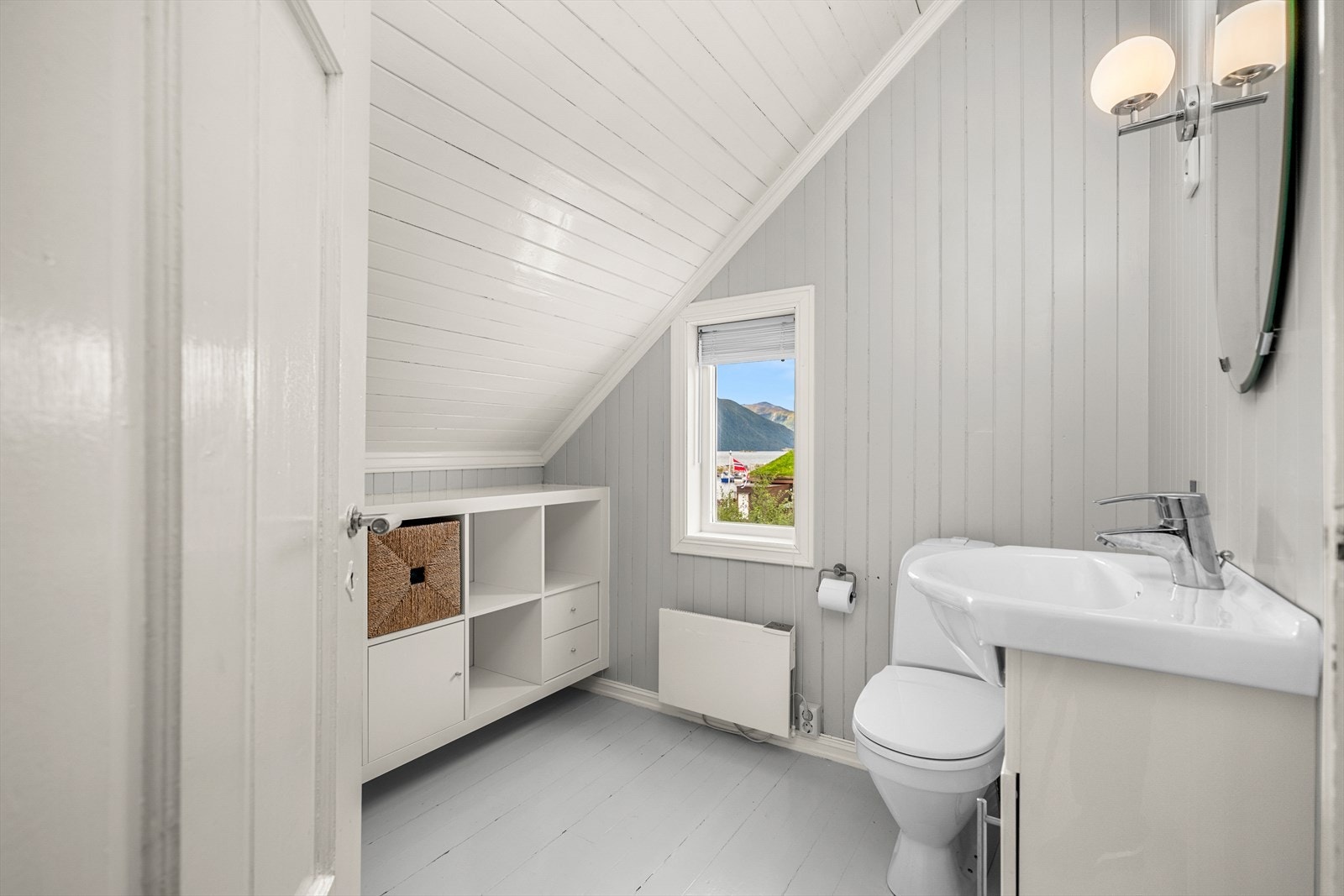 Toalettrom i 3. etasje Galleribilde