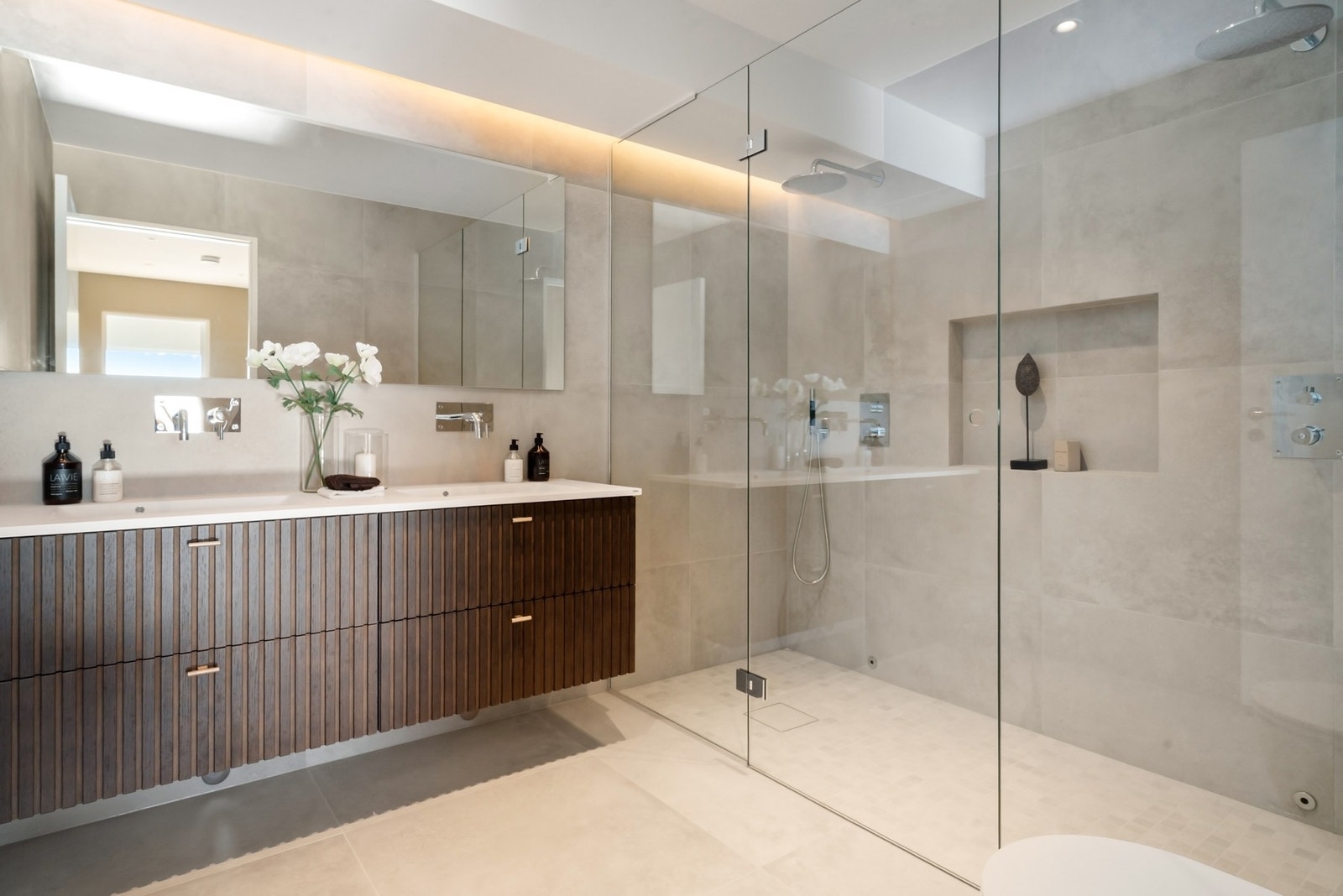 Bad i underetasjen. Galleribilde