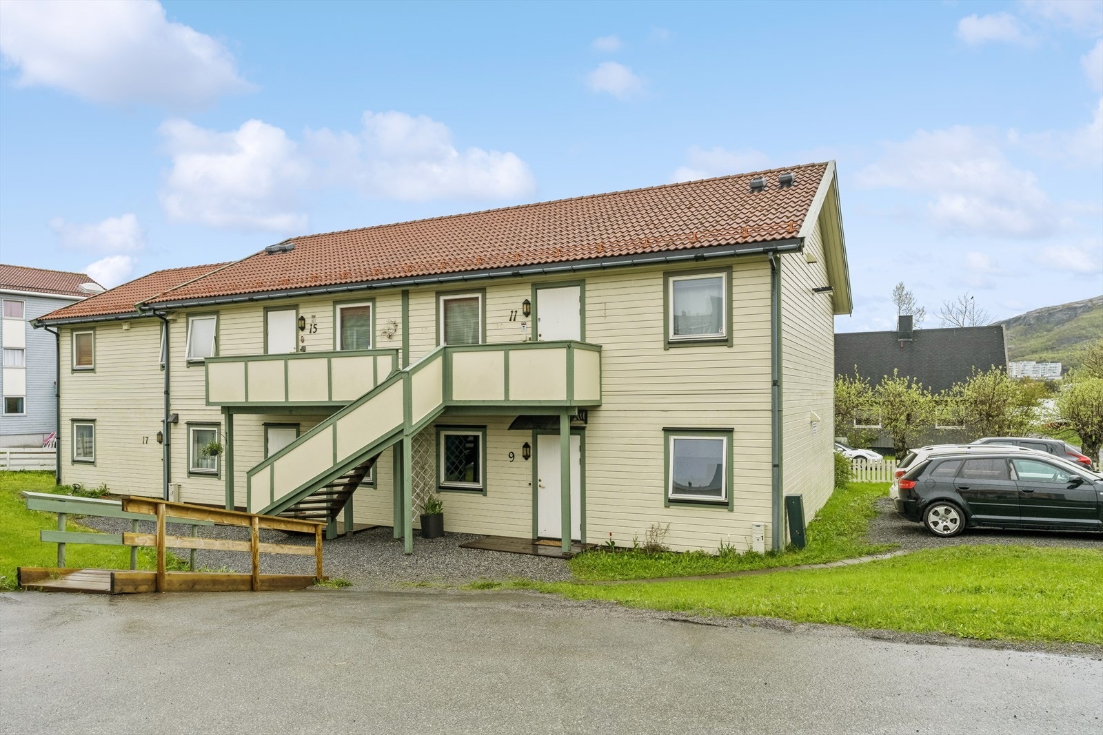 Leiligheten har trappefri adkomst. Galleribilde