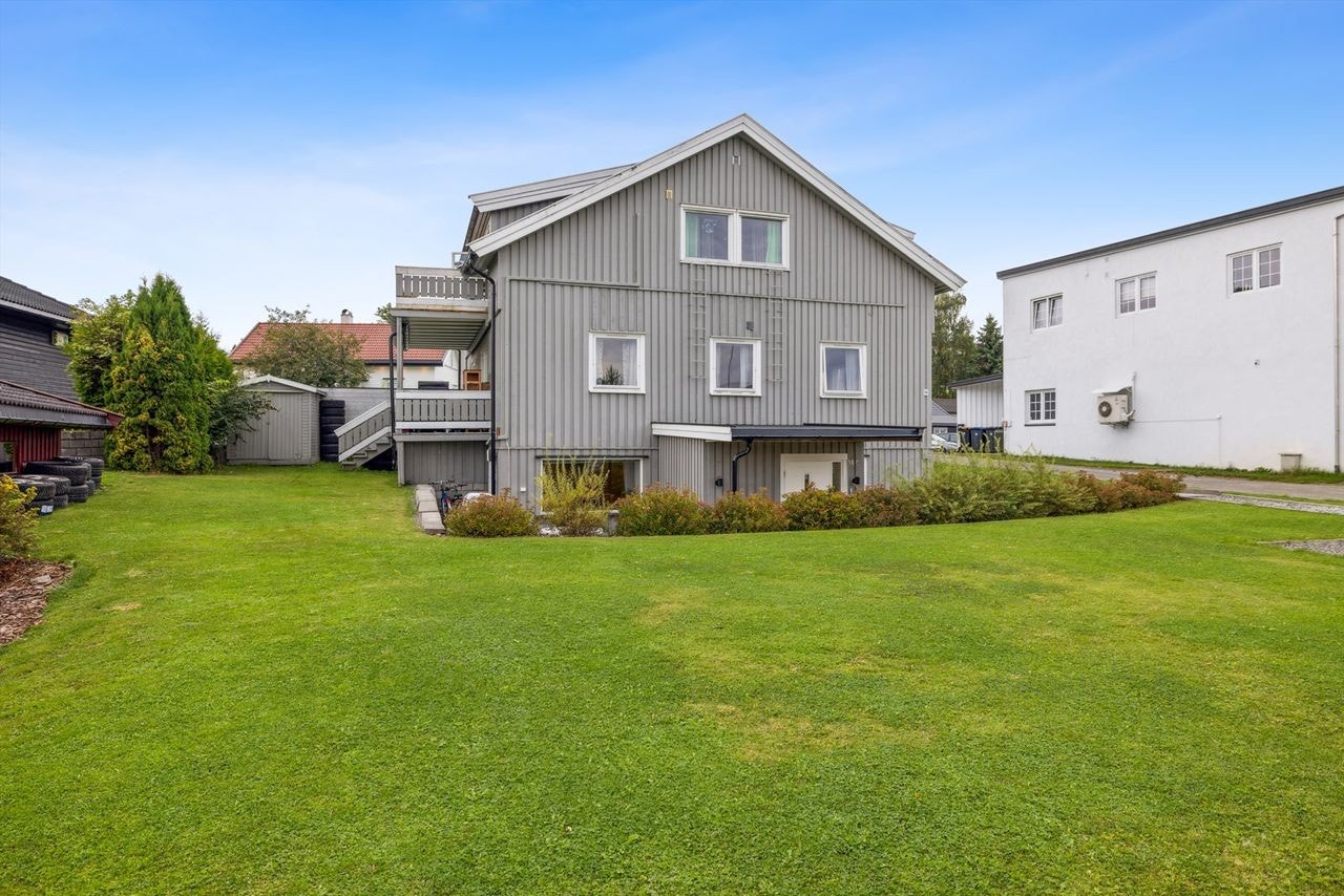 Her er det gode felles utearealer for lek og moro. Galleribilde