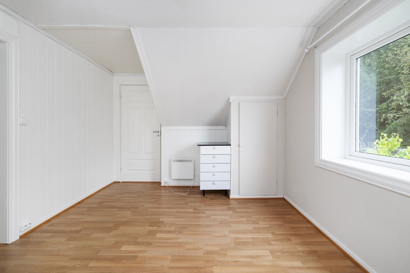 Etasjen byr også på et kontor, perfekt for de som jobber hjemmefra! Galleribilde