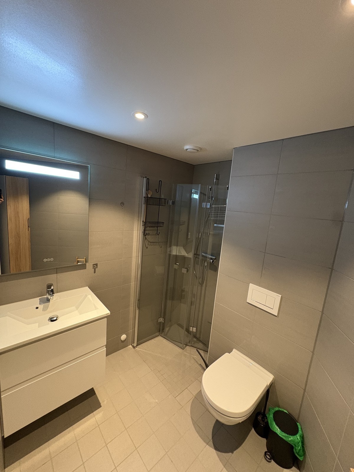 Baderommet til hovedsoverommet er av god størrelse. Galleribilde