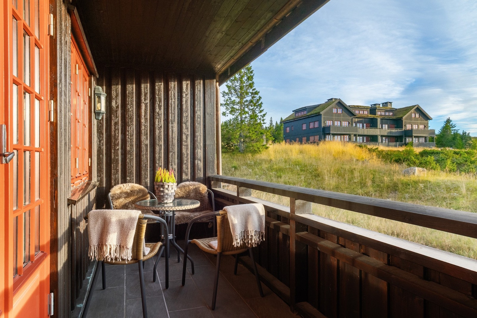 Sørvestvendt balkong på 9m2. Galleribilde