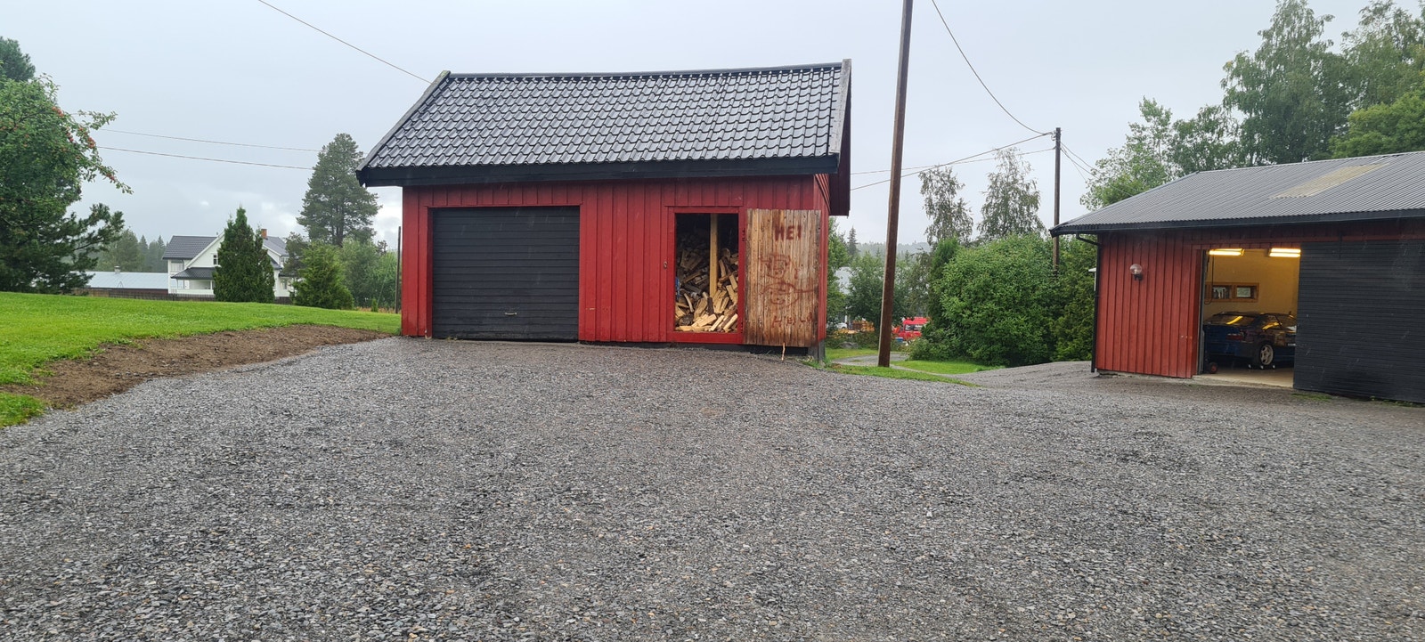 Garasje med bod Galleribilde