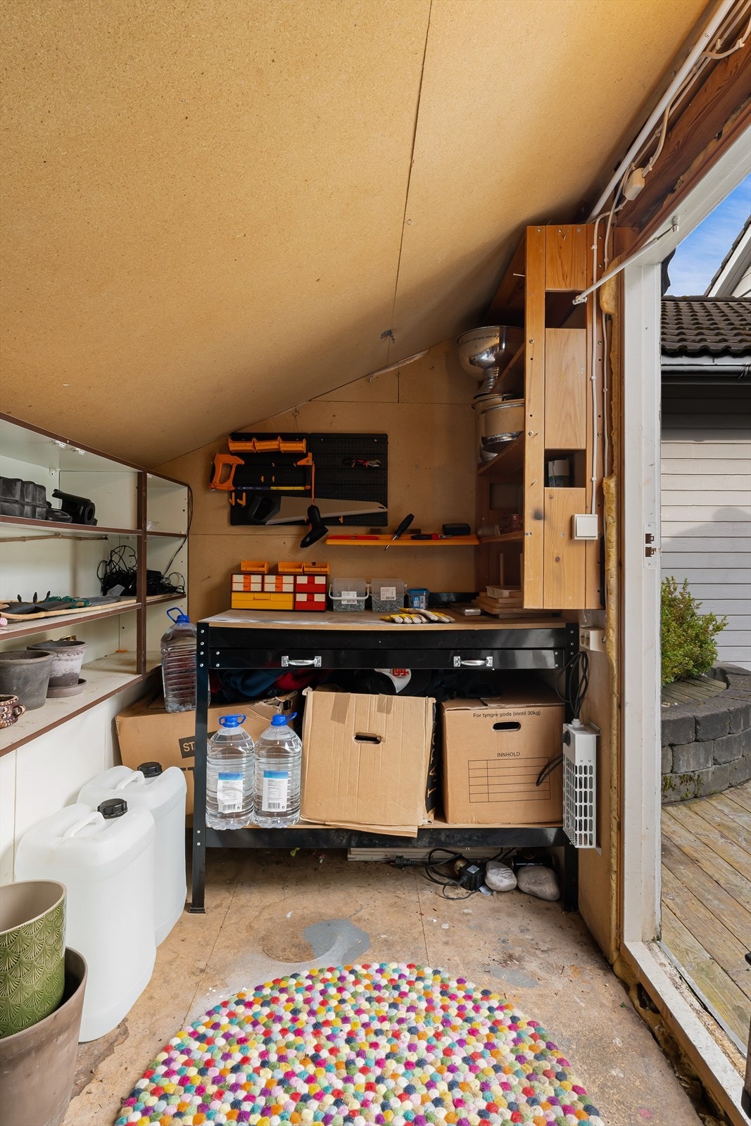 2 utvendige boder Galleribilde