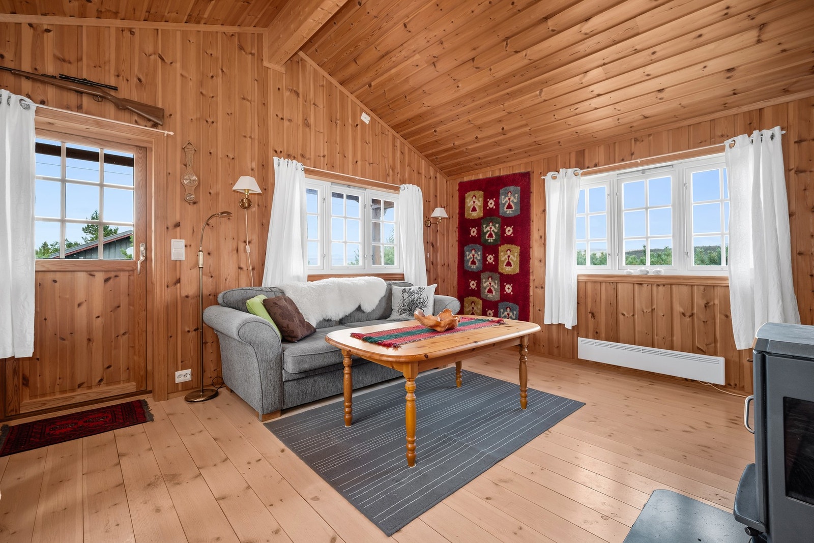 Hytta selges møblert og er innflyttingsklar. Galleribilde