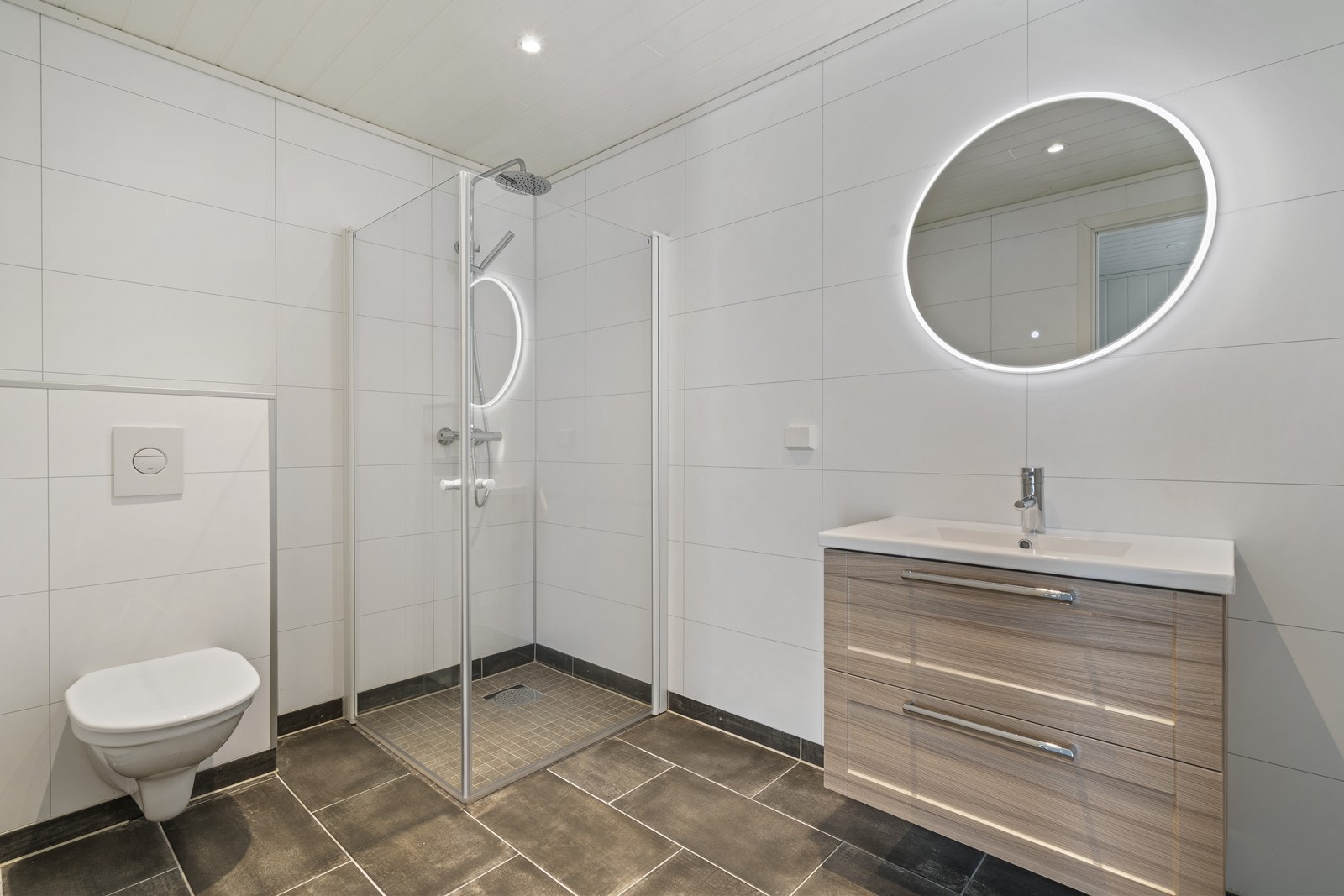 Bad 1 etg Galleribilde