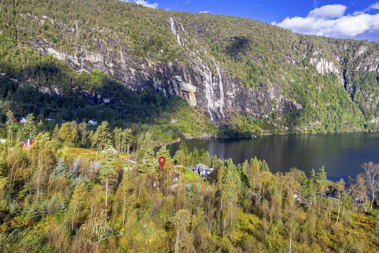 Hognanvikfossen. Galleribilde