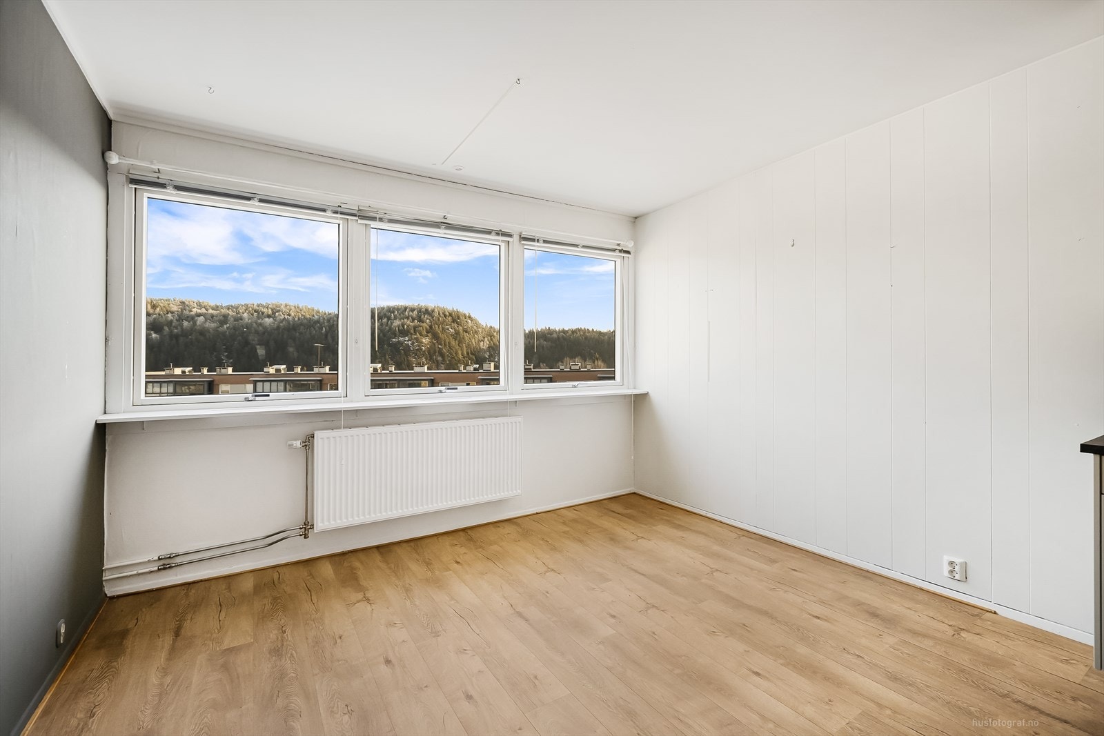Egen plass på kjøkkenet egnet for spisegruppe, Galleribilde