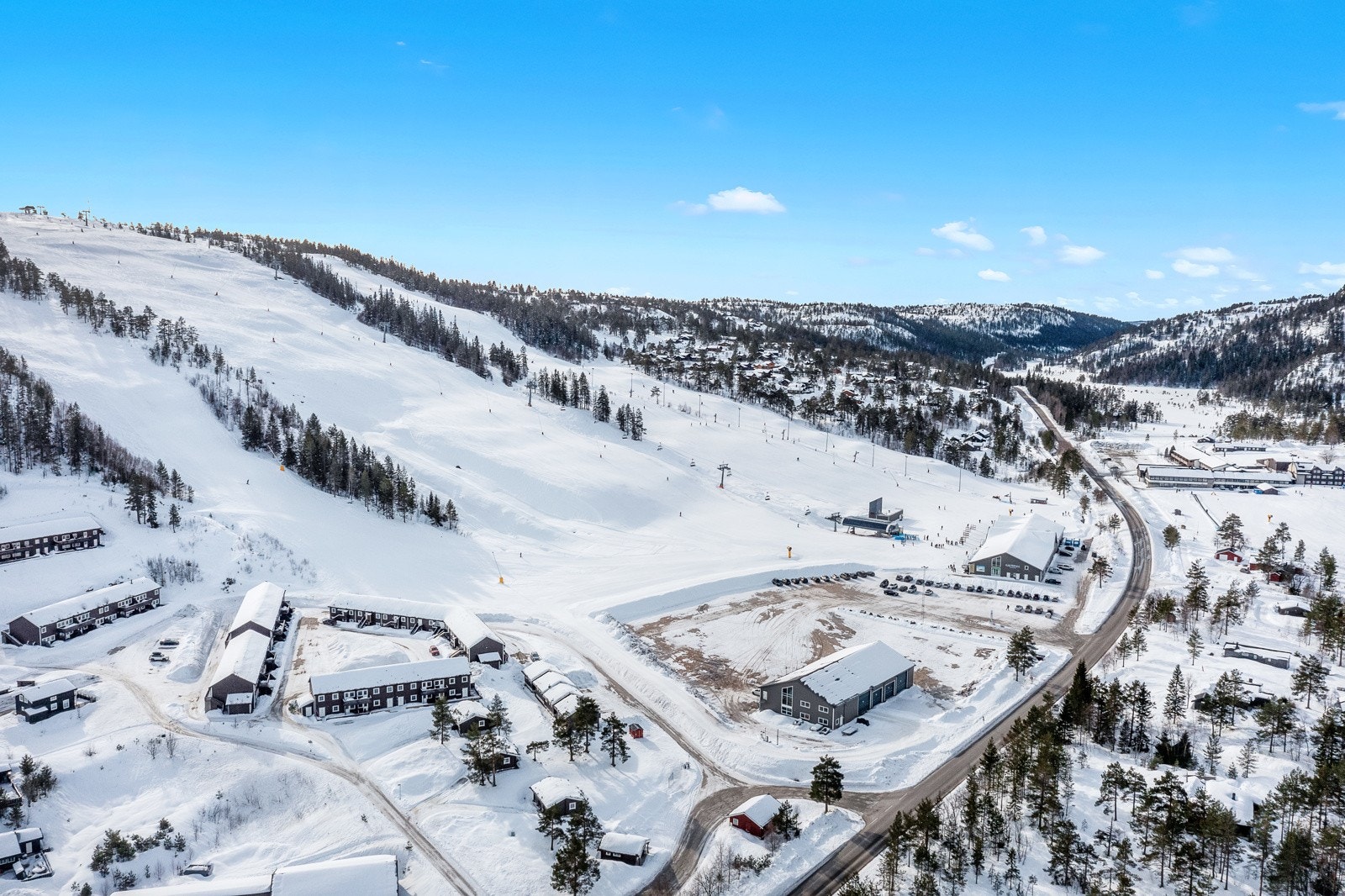 Flott skisenter i umiddelbar nærhet Galleribilde