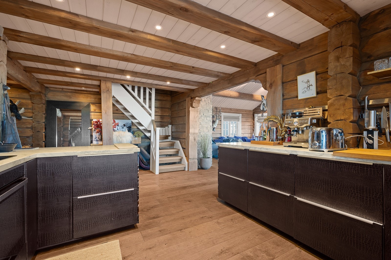 Hytta er helt appstyrt, alle lyspunkter, alle lyspunkter, varmekabler, brytere er appstyrt via Xcomfort Galleribilde