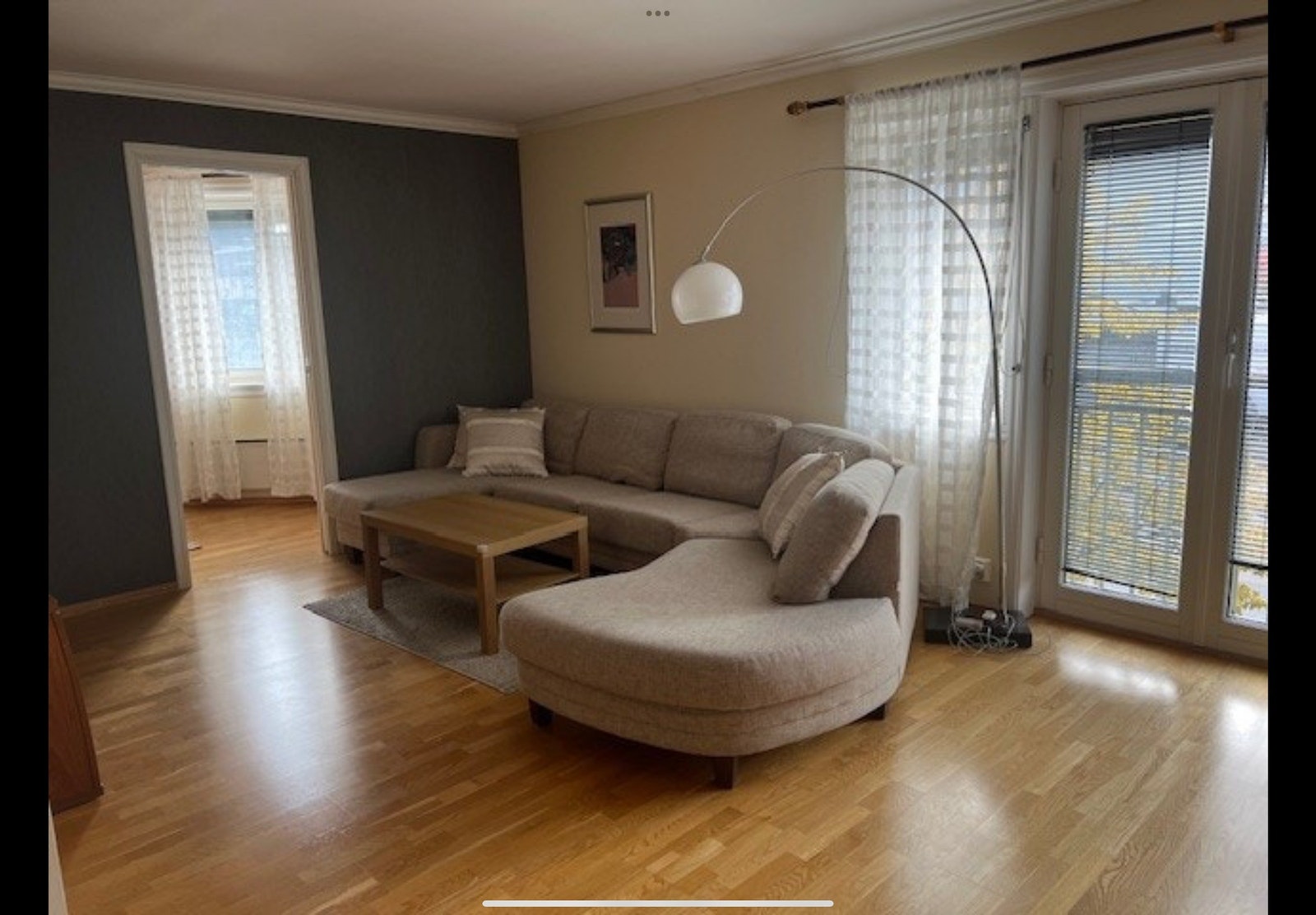 Stor, romslig stue Galleribilde