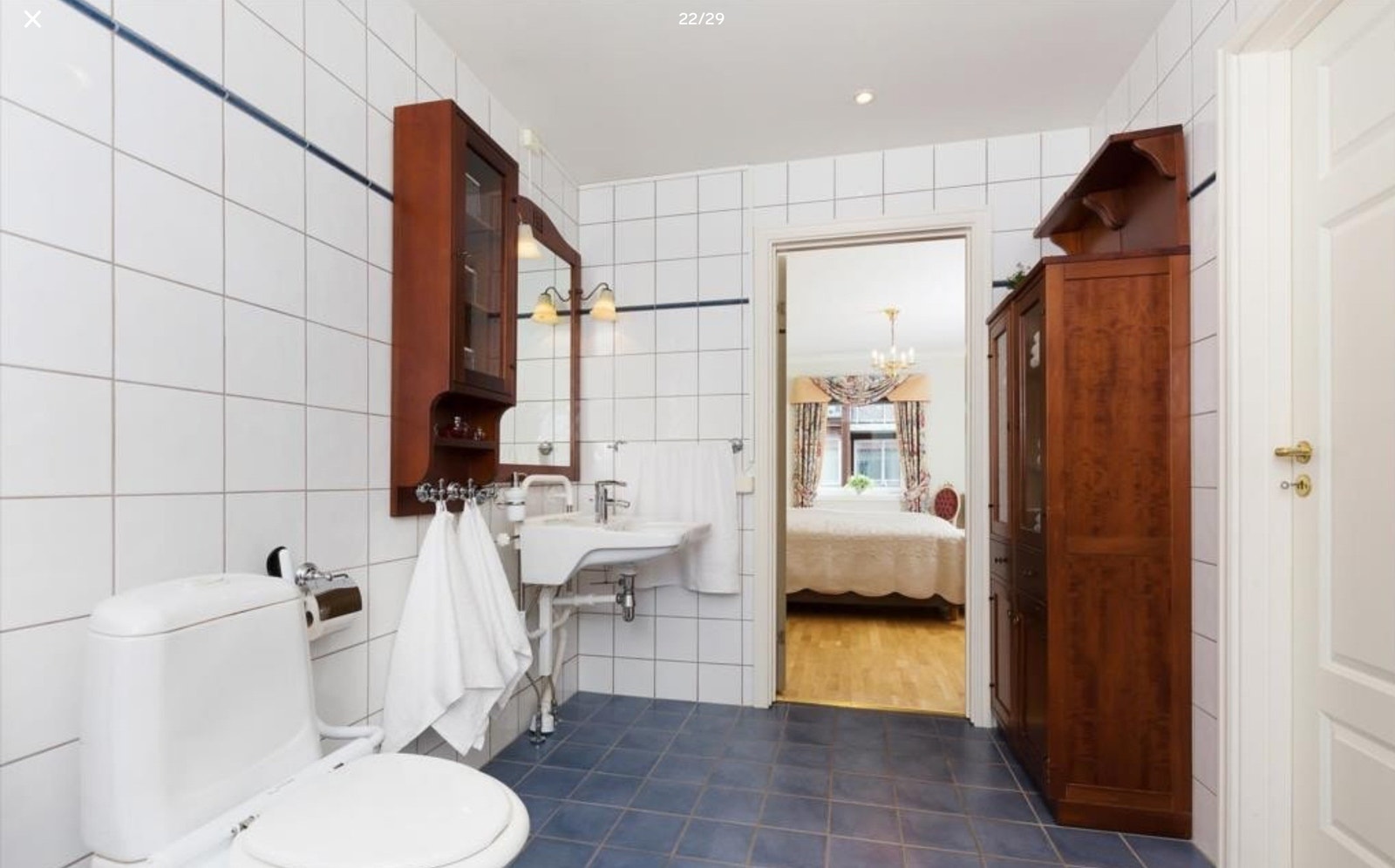 Hoved bad Galleribilde