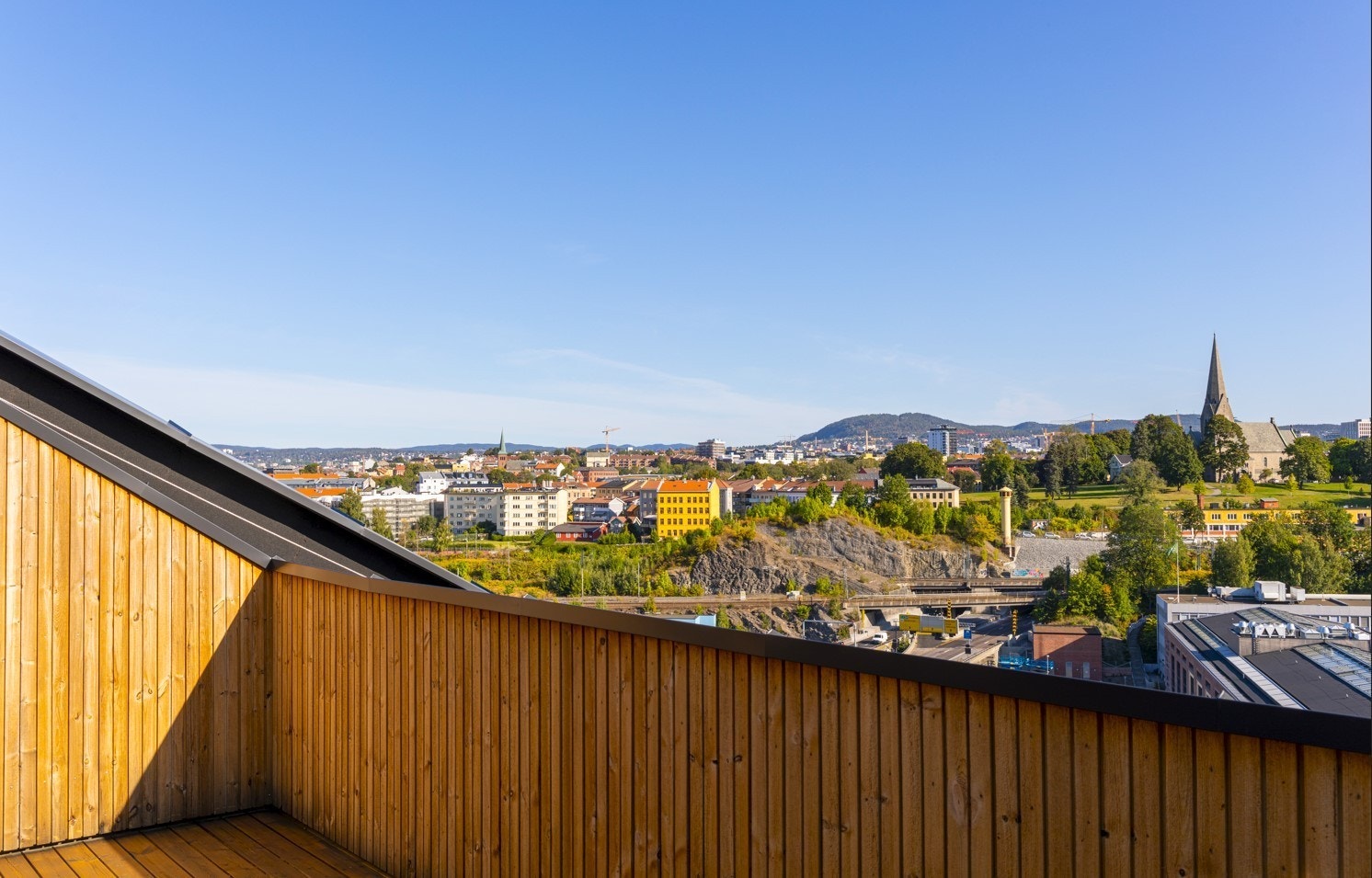 Et av våre ledig areal har privat takterrasse Galleribilde