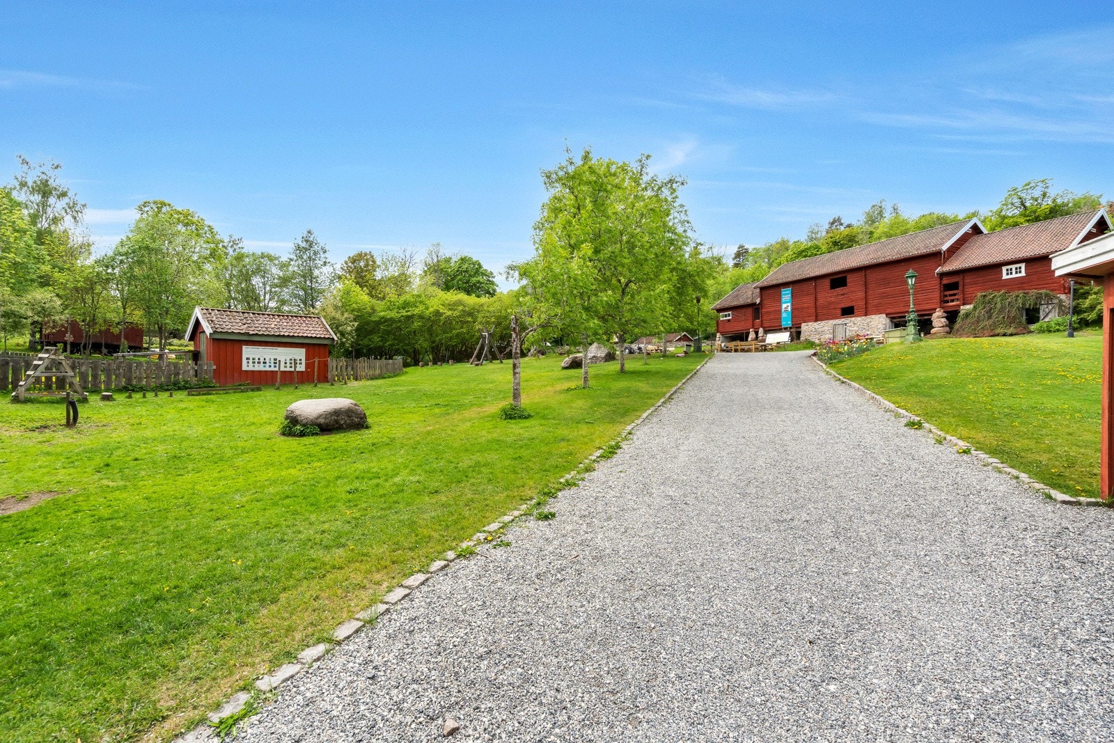 Nærområde, Berger gård Galleribilde