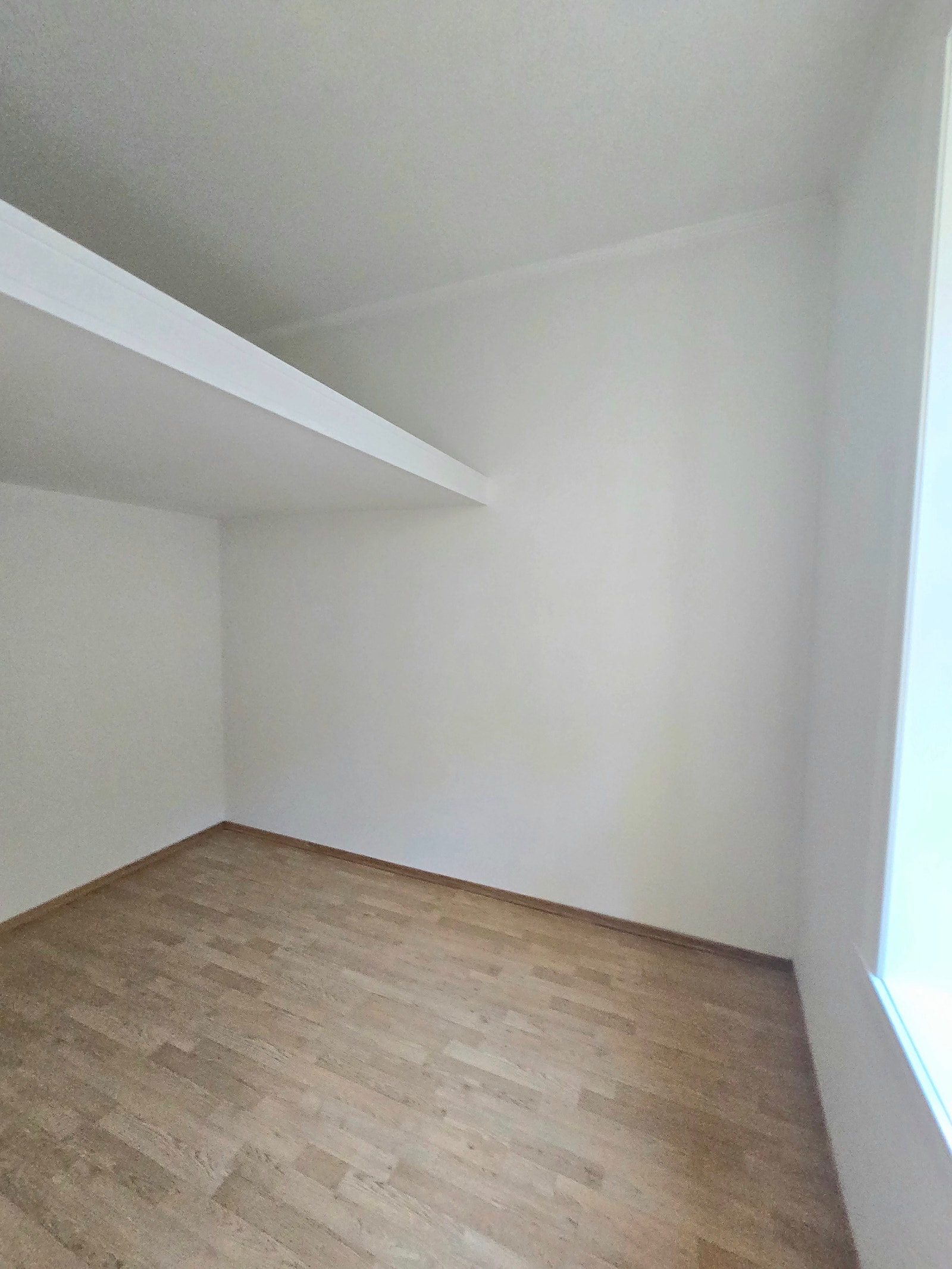 Lyst soverom m hems Galleribilde