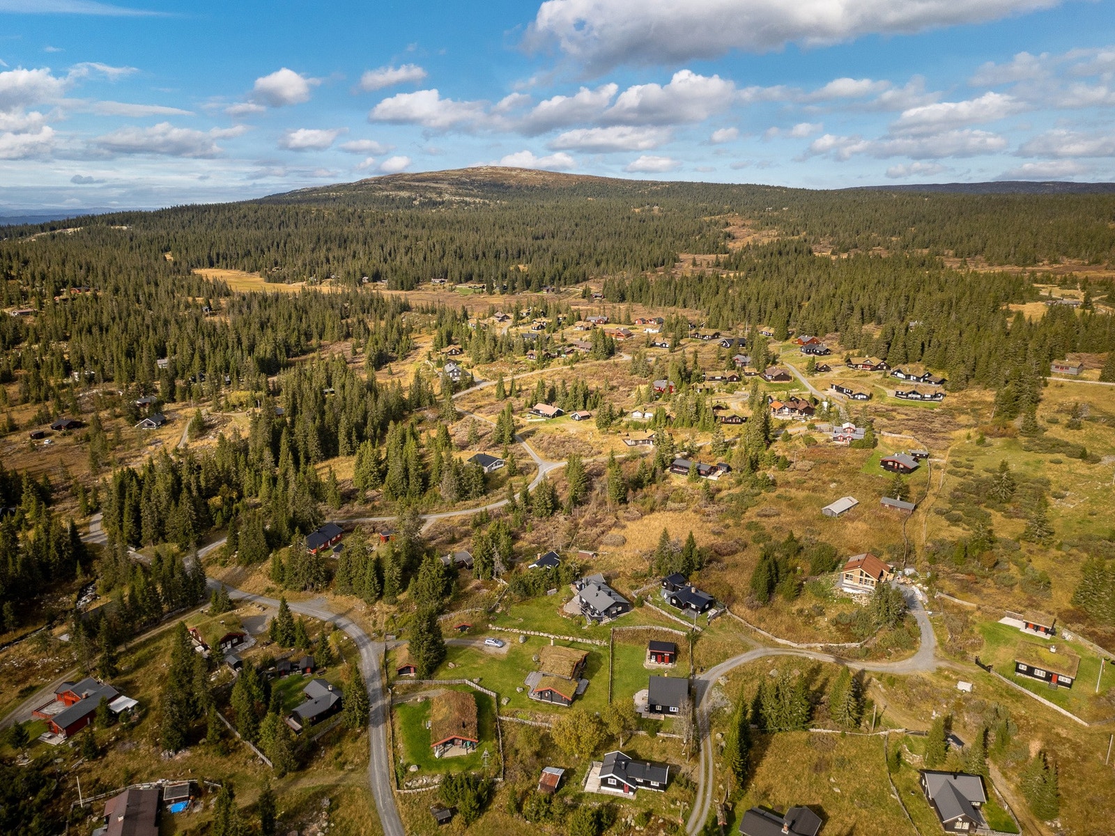 Nordseter skiller seg ut fra de større og mer travle alpinlandsbyene med sin rolige atmosfære og naturnære kvaliteter. Galleribilde