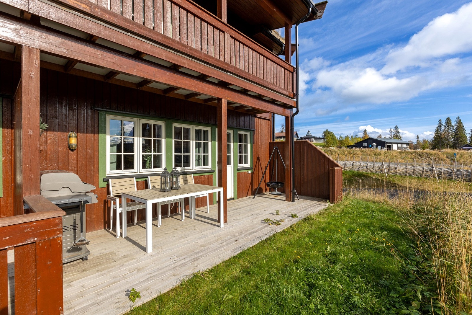 Her kan man sitte og nyte ettermiddagssolen etter en lang aktiv dag. Galleribilde