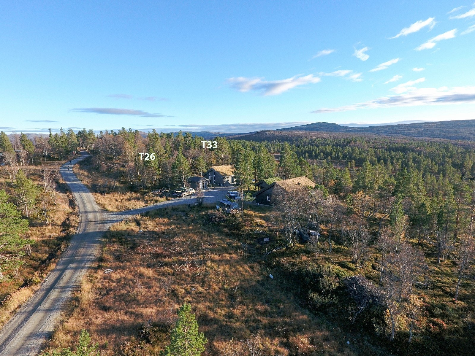 Noen av tomtene har felles adkomst men er allikevel godt skjermet fra hverandre Galleribilde