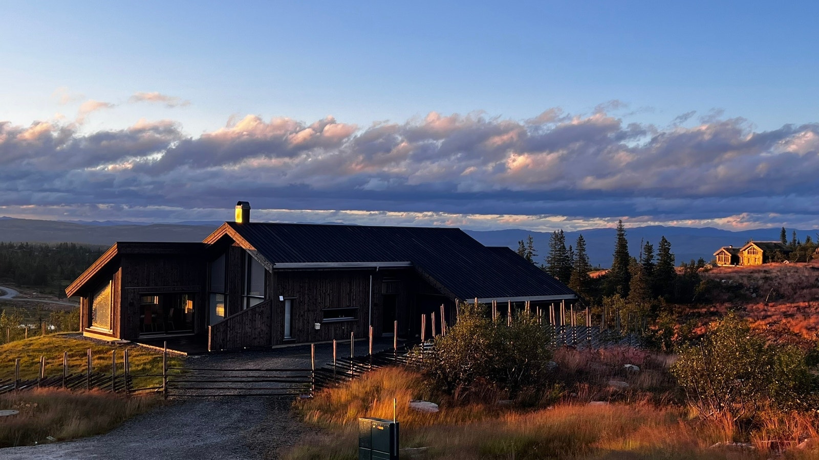 Velkomen til Myrefjellhøgde Syd, hytta, beliggenheten og utsikten bør oppleves. Galleribilde