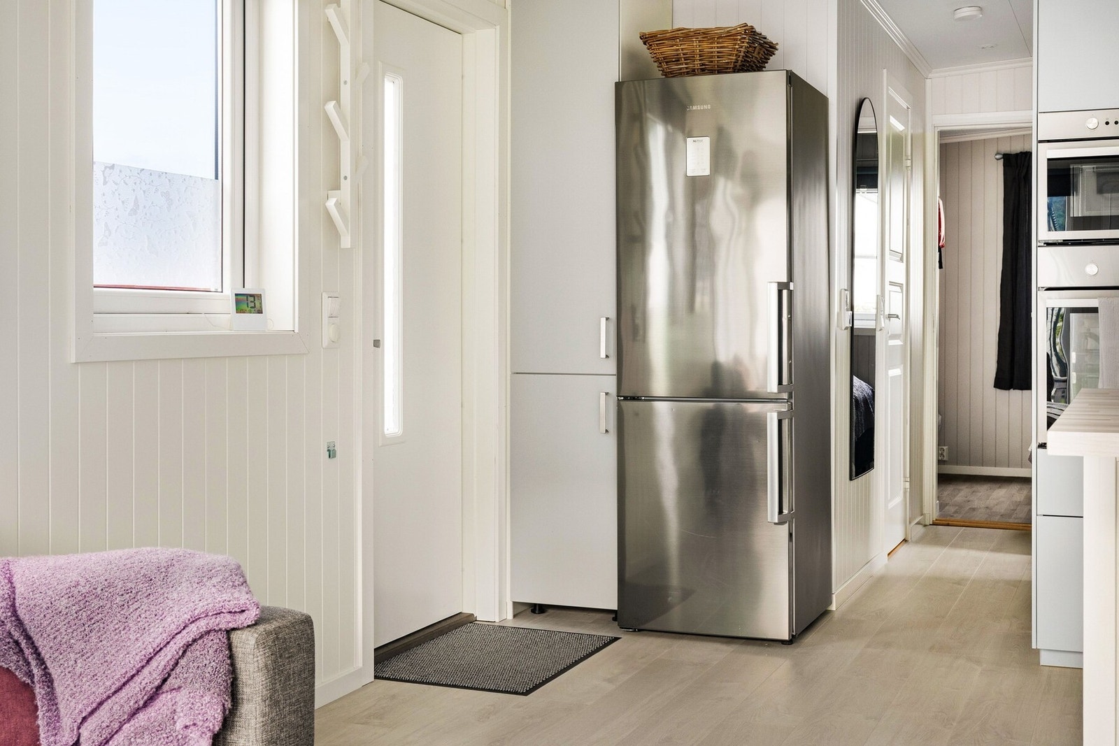 Pergo laminatgulv i stue, kjøkken og gang Galleribilde