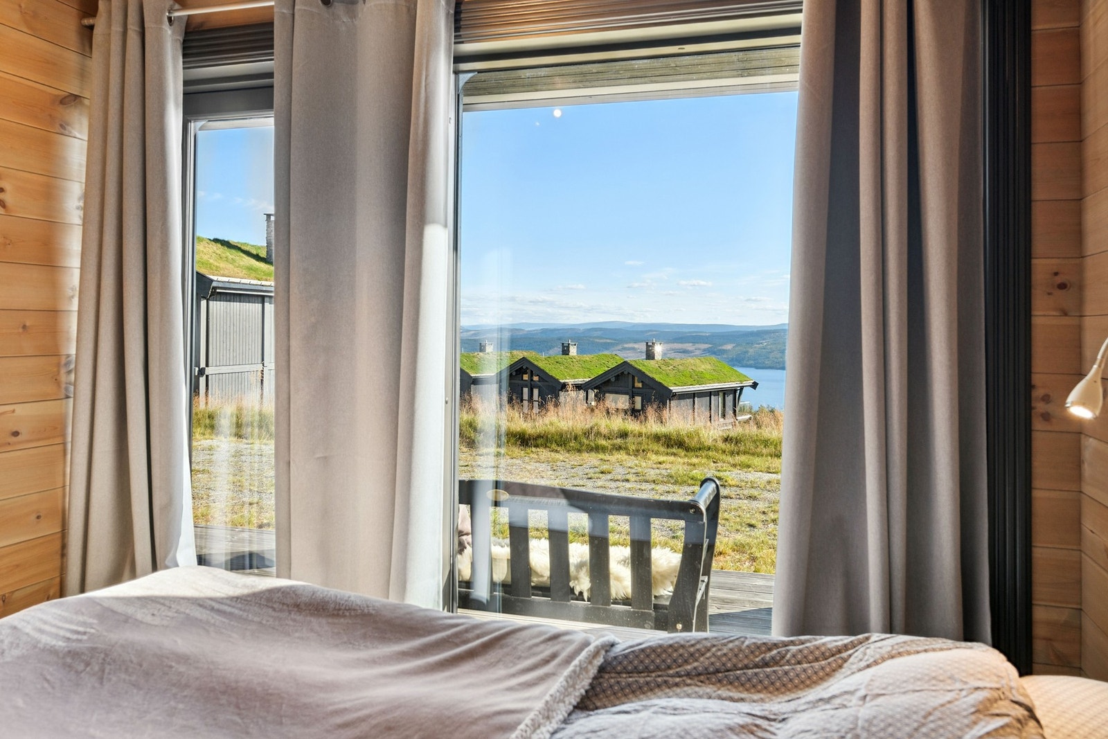 Flott utsikt også fra soverommet Galleribilde