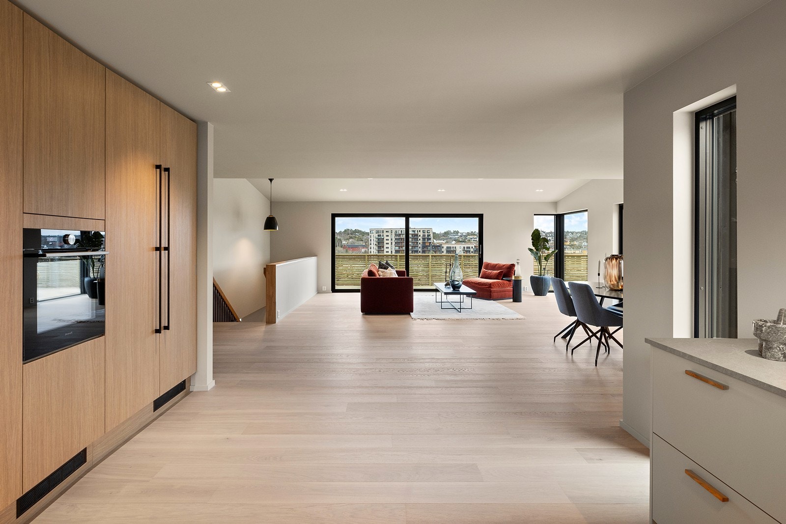 Kjøkken og stue. Galleribilde