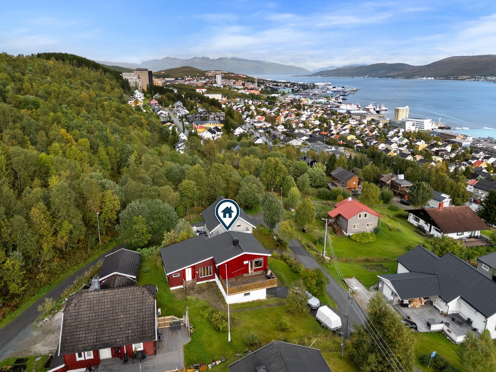 Gode muligheter for å gå, sykle eller ta buss til universitetet og UNN/Breivika.