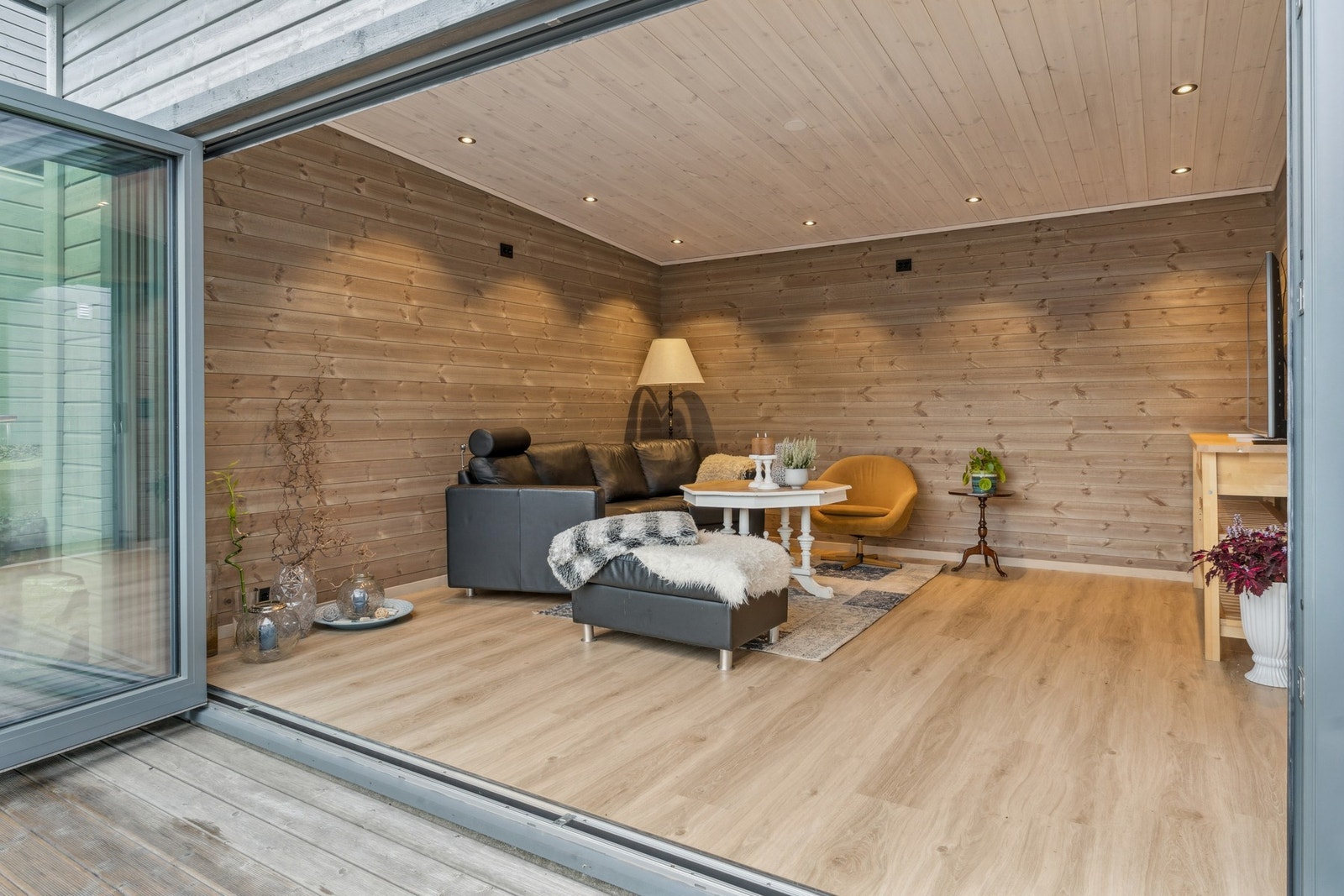 Utestue. Galleribilde