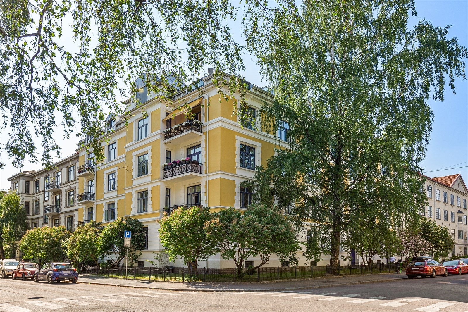 Velkommen til Sorgenfrigata 24B presentert av Håkon Hovland og Peter Björklund ved Nordvik Eiendomsmegling. Galleribilde