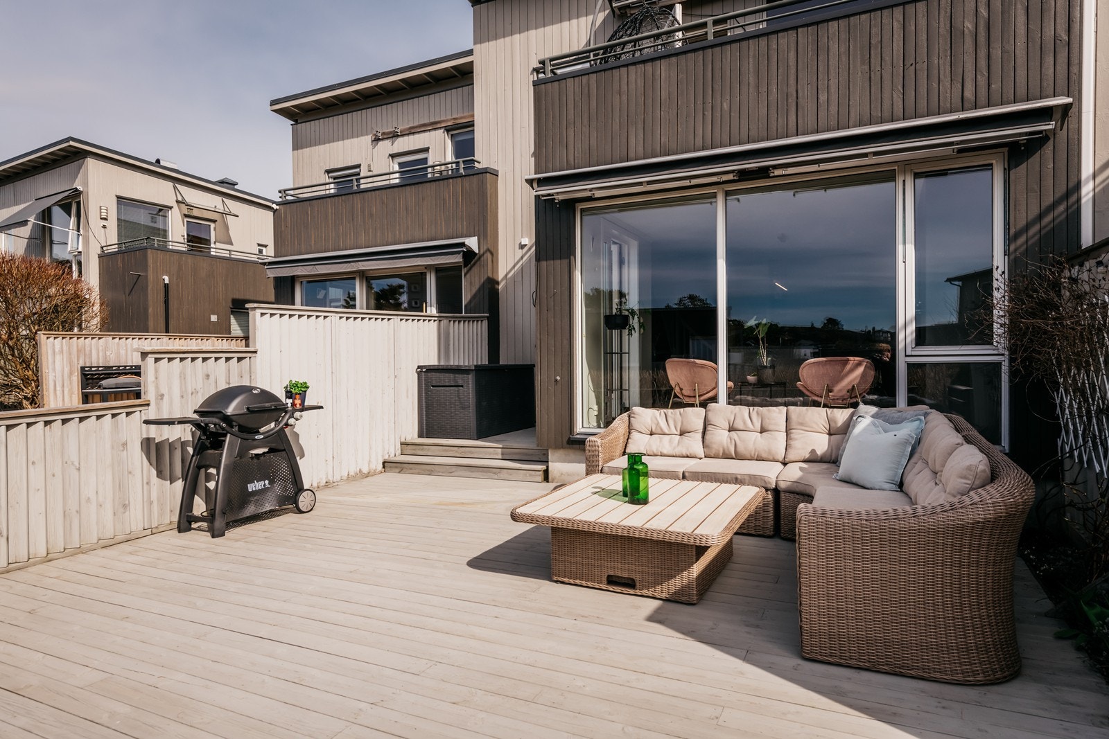 Den er stor nok, og litt til, her skal det inviteres til grillings i sommer Galleribilde