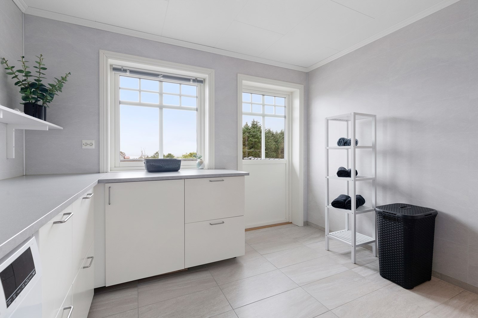 Vaskerom er i andre etasje og har tilkomst til altanen Galleribilde