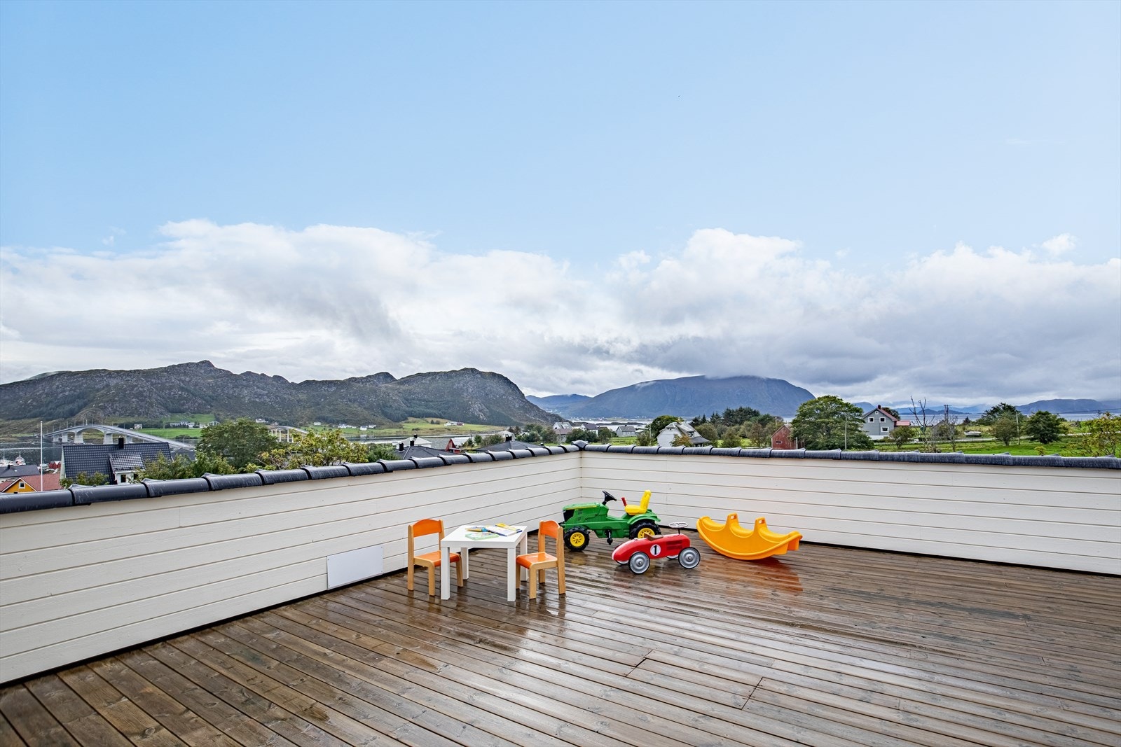 Plass for voksne og små Galleribilde