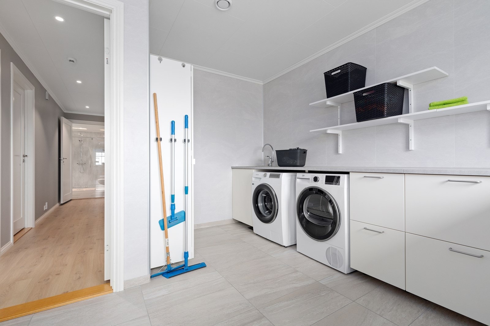 Her det godt med arbeidsplass Galleribilde