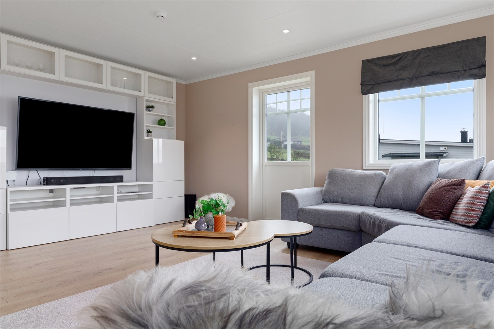 En moderne bolig med høy standard bygt i klassisk stil Galleribilde