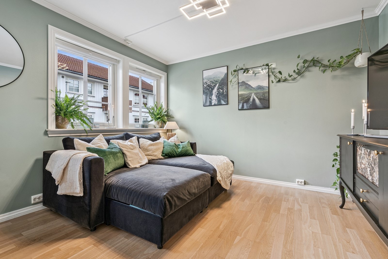 En flott 3-roms selveierleilighet med attraktiv beliggenhet i Husbyhagen. Galleribilde